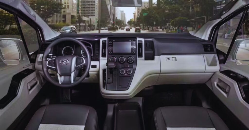 Toyota HiAce 2025